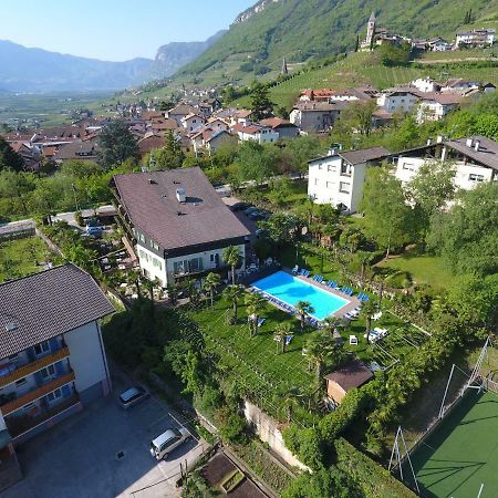 Hotel Pension Rechtenthal Termeno Exterior foto