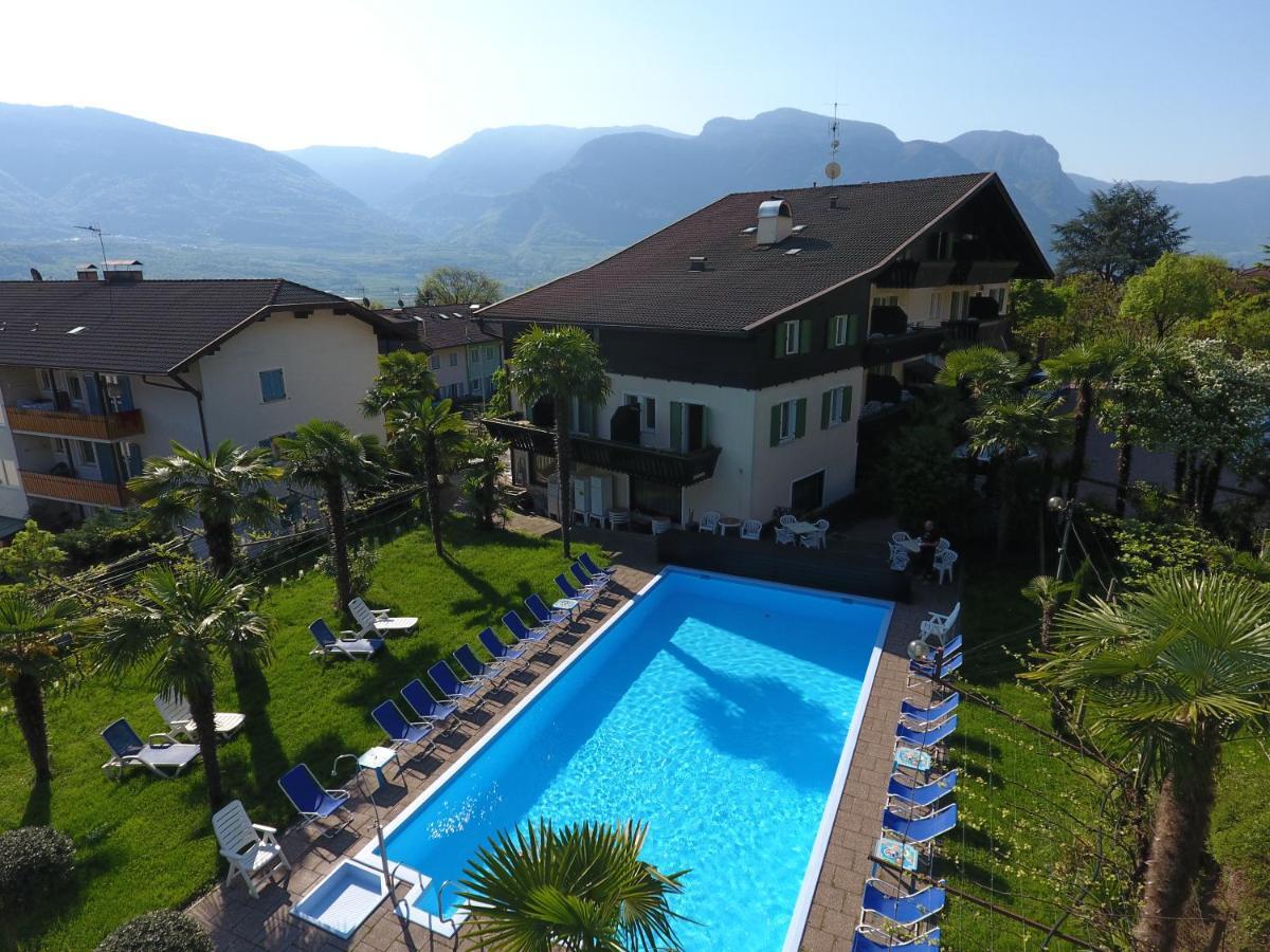 Hotel Pension Rechtenthal Termeno Exterior foto